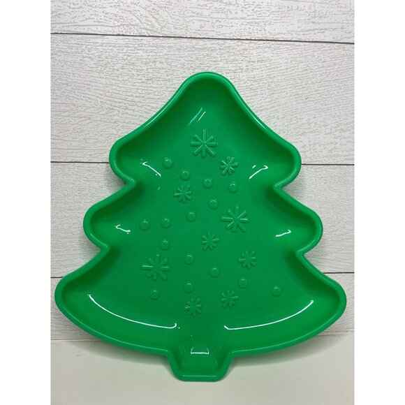 Christmas Tree Platter Plastic Party Server Ware Green Holiday Party Event Tray - Picture 1 of 4